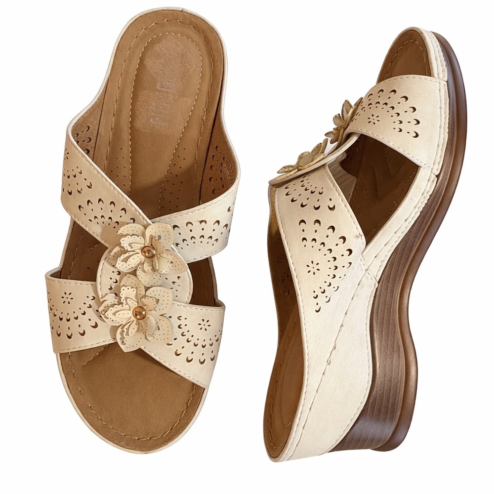 Temofon Sandals cream ivory size 8 floral appliqués